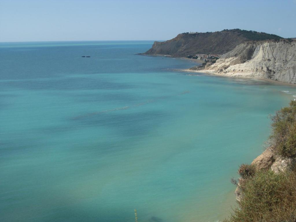 Case Vacanze Baia Realmonte Exterior photo